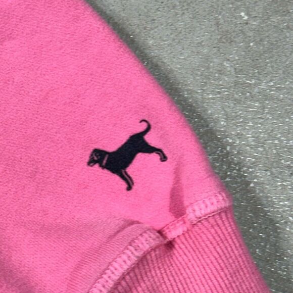 The Black Dog Classic Crewneck Sweatshirt Medium Pink Martha's Vineyard Preppy - Picture 4 of 10